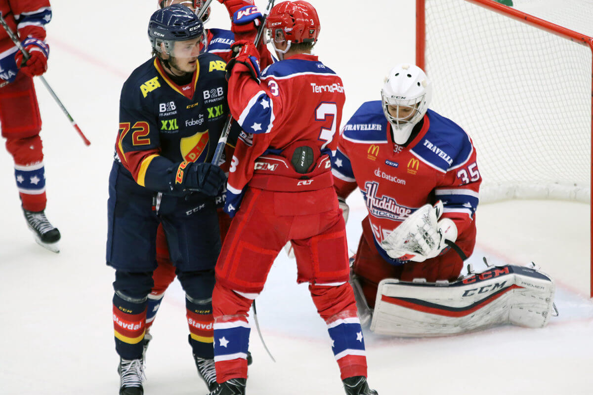 Fyra Av Lagen I Hockeyettan Premiärspelade Under Fredagen - Hockeyettan.se